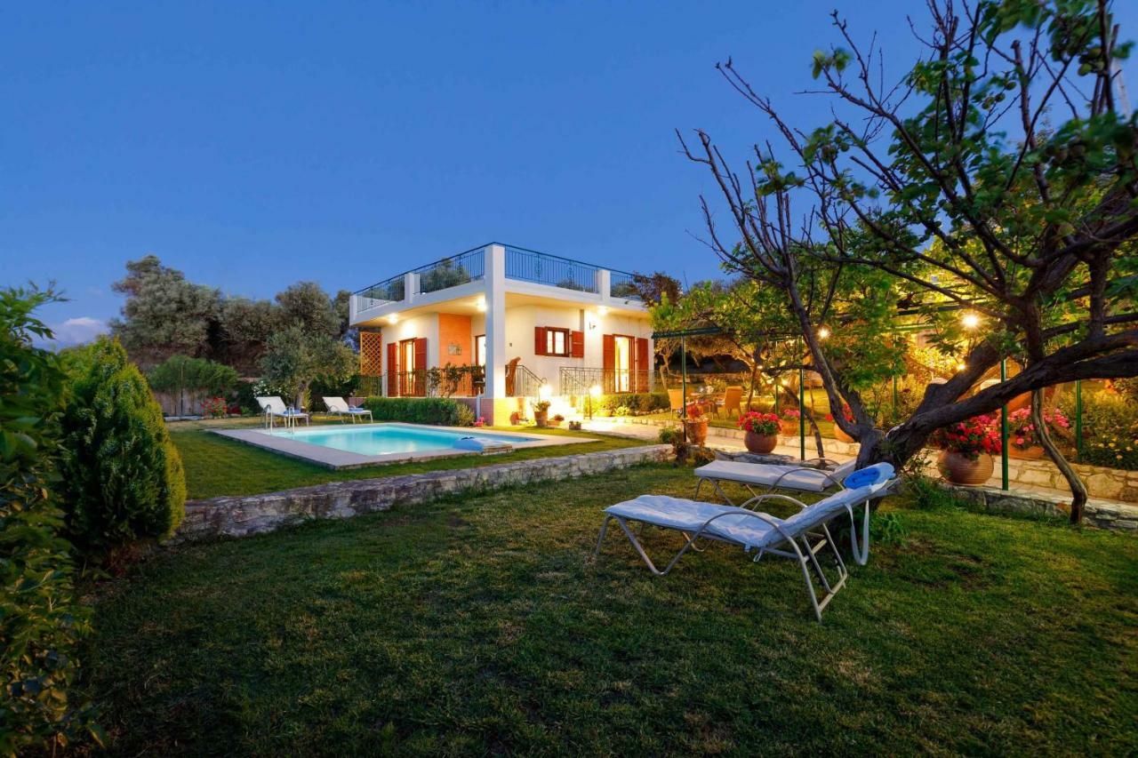 Lily'S Cottage Платанес Екстер'єр фото