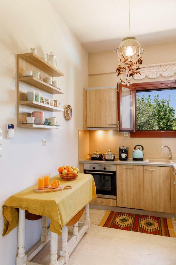 Lily'S Cottage Платанес Екстер'єр фото