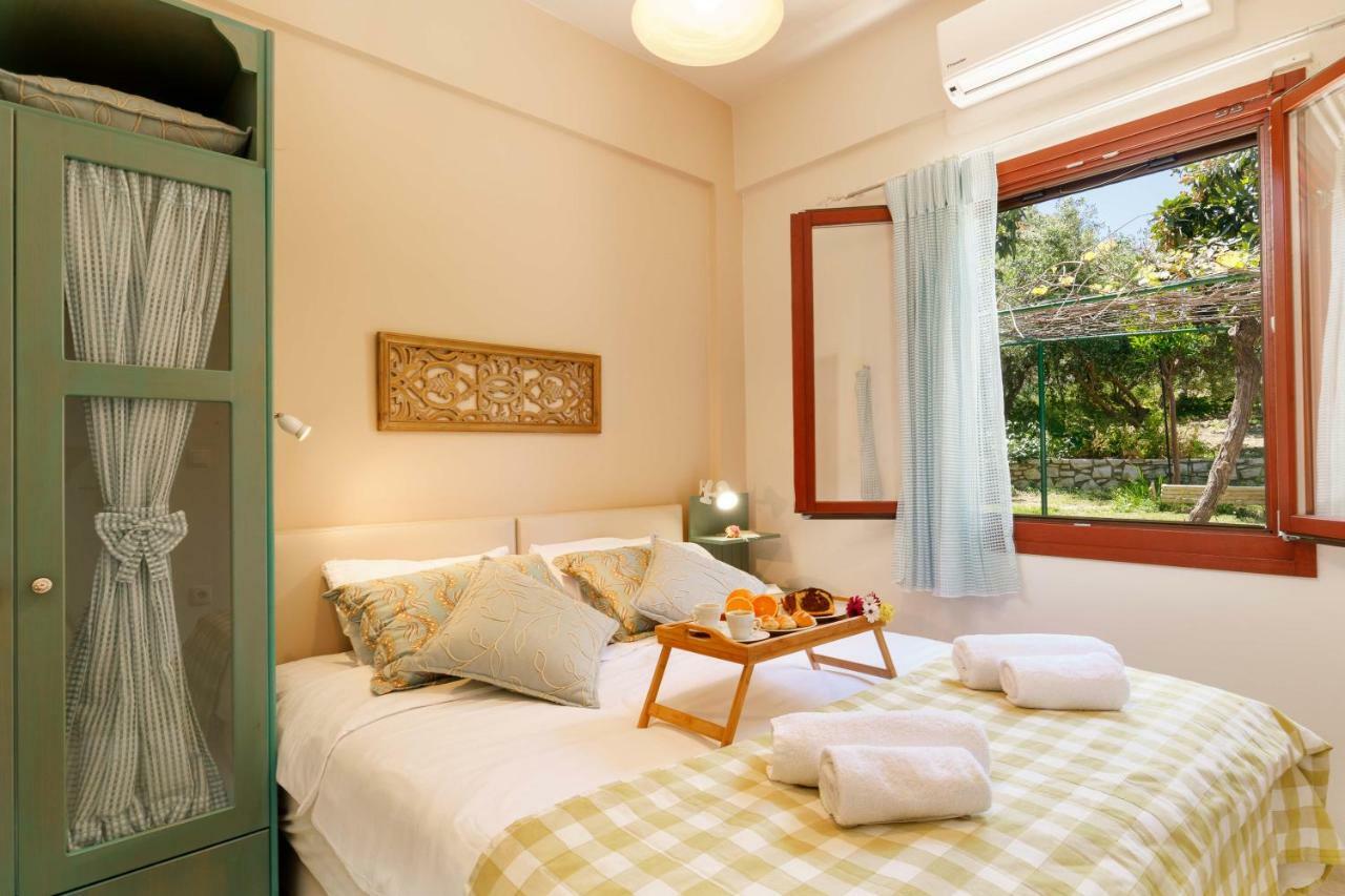 Lily'S Cottage Платанес Екстер'єр фото